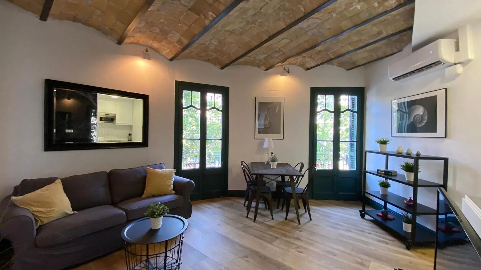 Ferienwohnung Barcelona Rent - Gaudi House